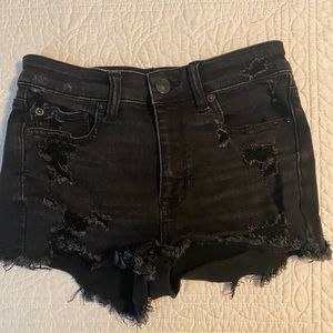 American Eagle size 2 black shorts